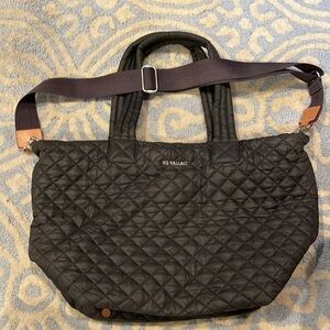 The Metro Tote - Medium
